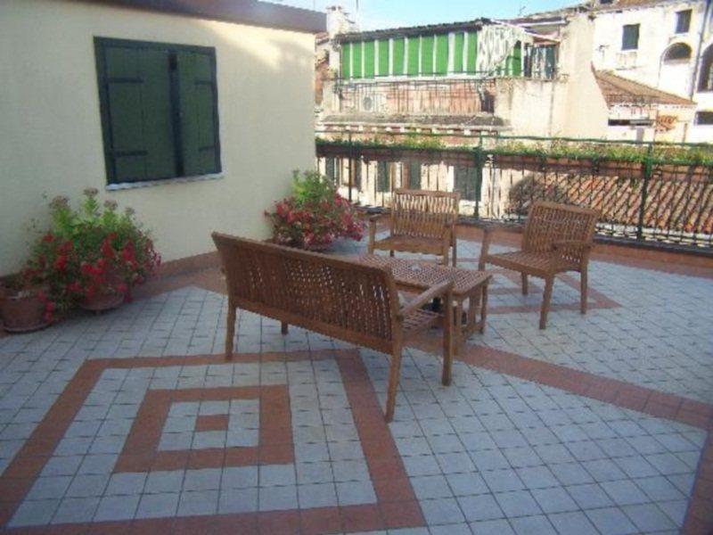 Hotel Hesperia Венеция Екстериор снимка